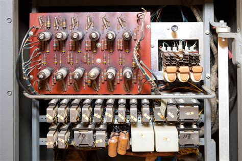 The First Vacuum Tubes Computers – Telegraph