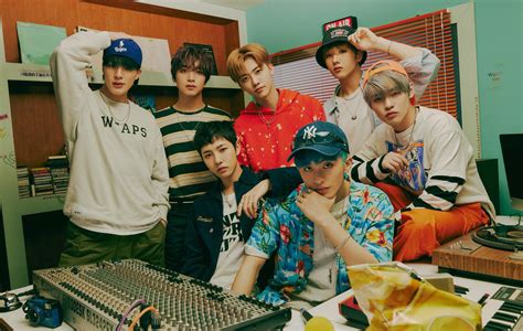 NCT Dream throwback to the ’90s in groovy ‘Beatbox’ music video - Nilefeel