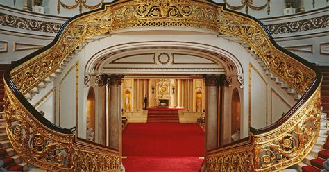 Buckingham Palace’s Grand Entrance and Staircase: A Regal Welcome to Every Guest