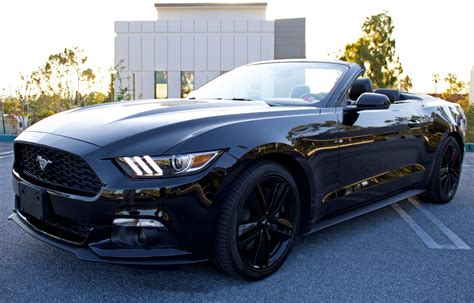 2016 Black Mustang Convertible | Mustang convertible, Ford mustang ...