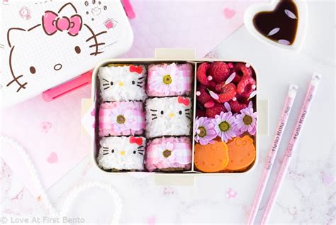 Hello Kitty Pretty Pink Sushi Bento - Love At First Bento