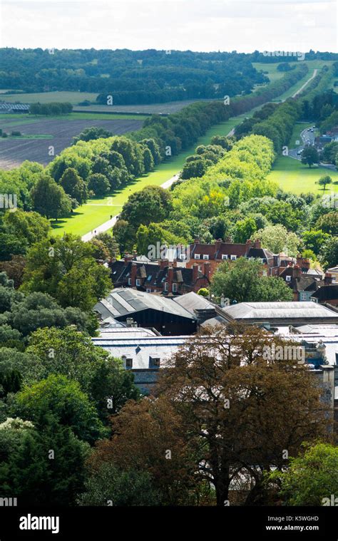 Windsor Castle Aerial View Stock Photos & Windsor Castle Aerial View Stock Images - Alamy