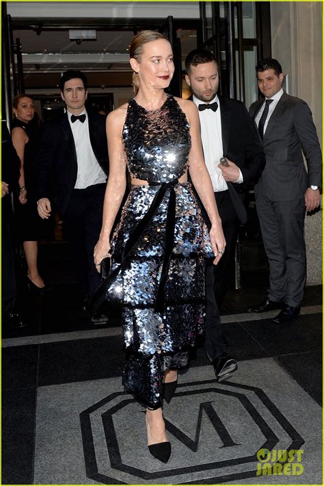 Brie Larson Shines in Metallic Gown at Met Gala 2016: Photo 3646142 | Brie Larson Photos | Just ...