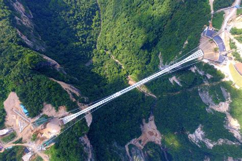 ZhangJiaJie world’s highest and longest glass bridge - China Tours @WestChinaGo