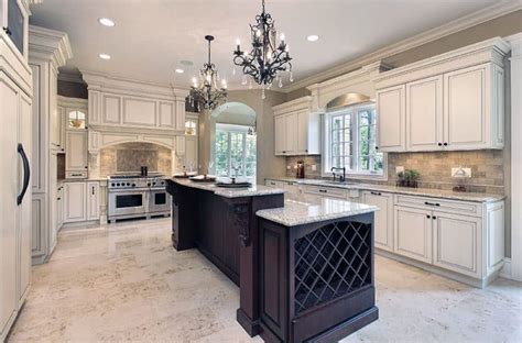 30 Antique White Kitchen Cabinets (Design Photos)