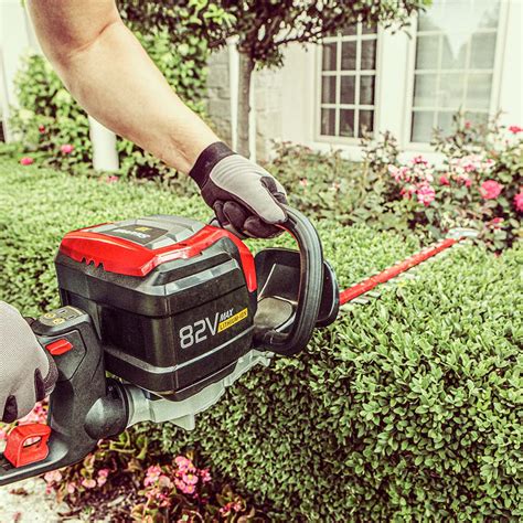 82-Volt Max* Lithium-Ion Cordless Hedge Trimmer | Snapper