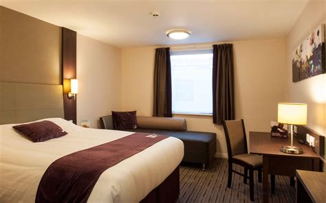 Premier Inn Bath City Centre Hotel Review, Somerset, UK | Travel