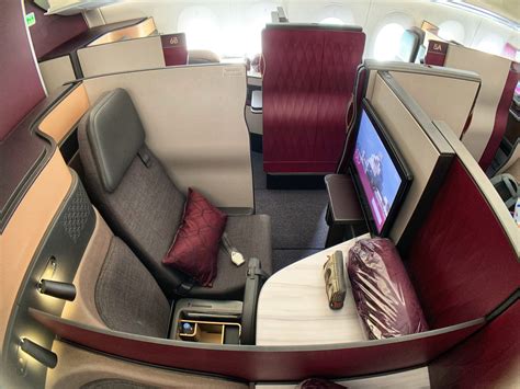 Qatar Airways Review: Seats, Amenities, Customer Service [2020]