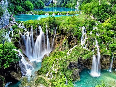 5-five-5: Plitvice Lakes National Park (Croatia).