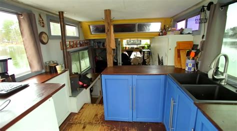 They’ve lived on a Tiny Houseboat for 4 years! - Tiny House Blog