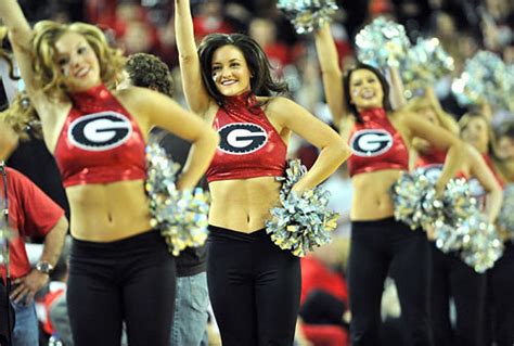 uga cheerleaders - The Sports Bank