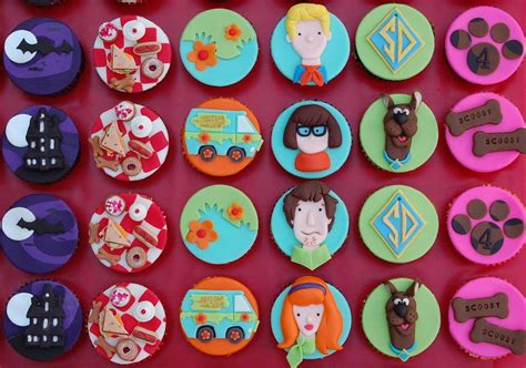 Scooby Doo Cupcakes - Cake by Lesley Wright - CakesDecor