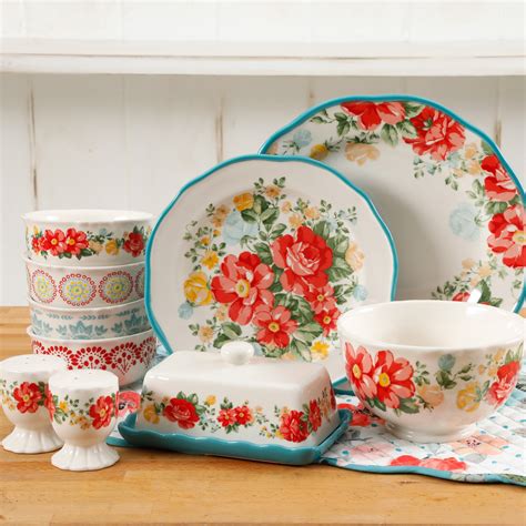 The Pioneer Woman Vintage Ruffle Floral Dinnerware Set, 20 Piece - Walmart.com