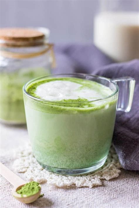 Matcha Green Tea Latte - Antioxidant-rich drink perfect for mornings!