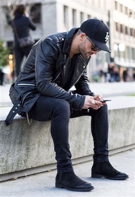 Black Biker Jacket, Black Boots Fashion Trends With Black Casual Trouser, Chelsea Boots With Hat ...