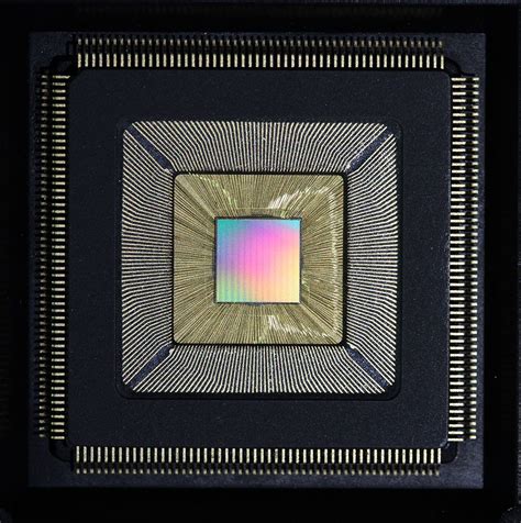 New microchip demonstrates efficiency & scalable design | The researchers designed the chip ...