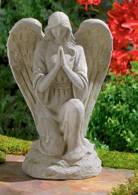 Beautiful Angel Statues for Garden : Angel Sculpture