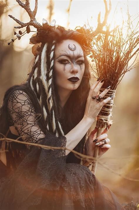 Model, style, MUA: Model Kassie Lanfire Poto: Lina Aster, photography and retouching Headpiece ...