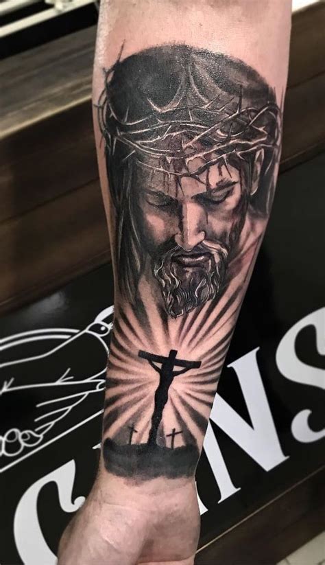 Pin di Marina-giuseppemarina su Mio | Tatuaggi religiosi, Disegni per tatuaggio braccio ...