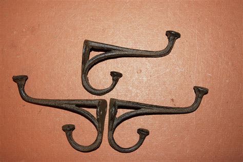 Old-timey Rustic Cast Iron Wall Hooks 3 1/2 Inch H-06 Free - Etsy