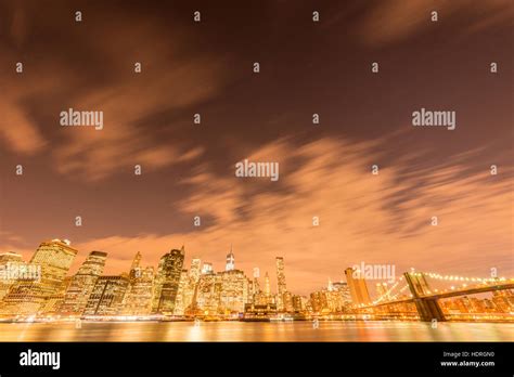 Night view of Manhattan and Brooklyn bridge Stock Photo - Alamy