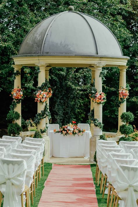 gazebo-as-garden-wedding-venue