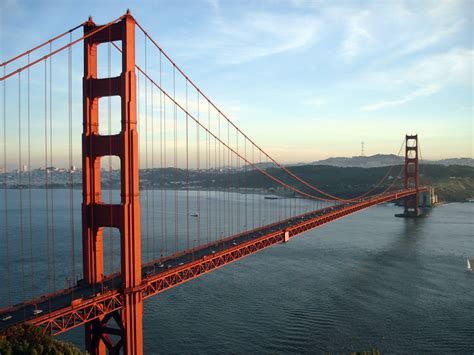 File:GoldenGateBridge-001.jpg - Wikipedia