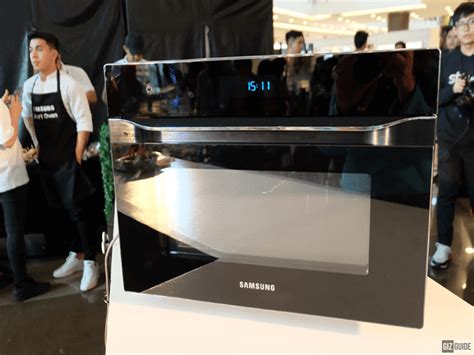 Samsung Philippines shares how Smart Oven can be used for Noche Buena dishes