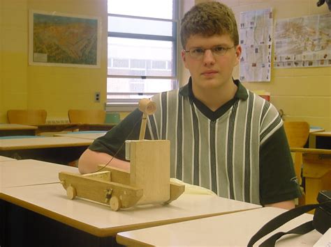 How to Build Catapults for a Science Project | Play Catapult