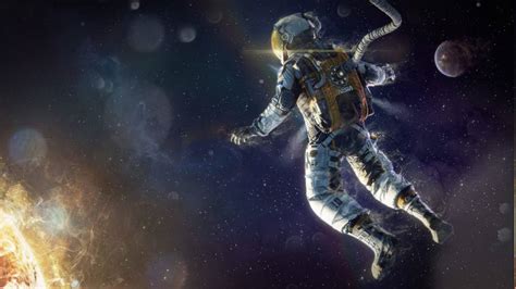 [300+] Astronaut In Space Wallpapers | Wallpapers.com