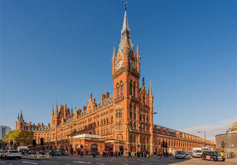 St. Pancras Station, London : r/ArchitecturalRevival