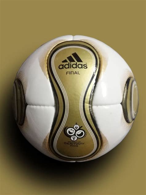 Footballs ADIDAS TEAMGEIST OFFICIAL MATCH BALLWORLD CUP BALL 2006 GERMANYNO.5 animepeers.com