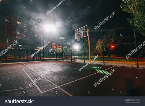 18.191 Basketball Court School Images, Stock Photos & Vectors | Shutterstock