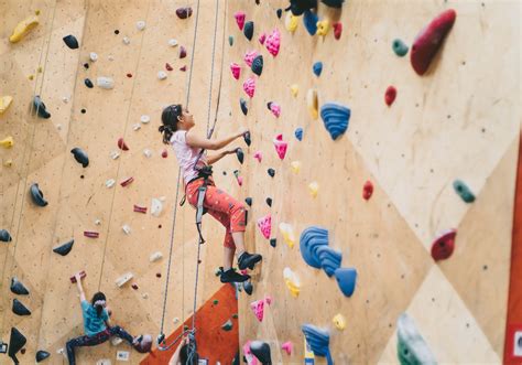 Indoor Rock Climbing Spots for Chicagoland Kids - Chicago Parent