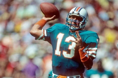 Marino Monday: Dan Marino leads the Dolphins to victory over the undefeated Chicago Bears - The ...