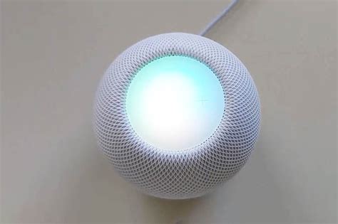 How to Turn Down Siri Volume in HomePod and HomePod mini - MashTips