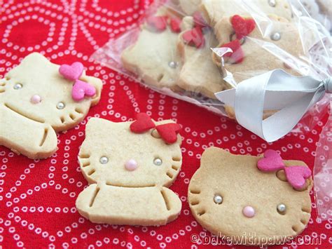 Hello Kitty Cookies - BAKE WITH PAWS