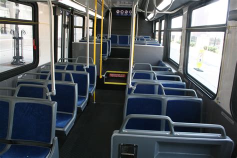 MCTS Unveils New Buses » Urban Milwaukee