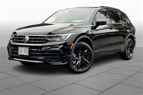 2024 Tiguan R Line Black - Pris Catrina