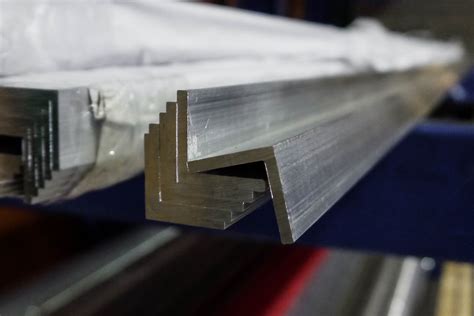 Stainless steel profiles & beams | Speed Alloys