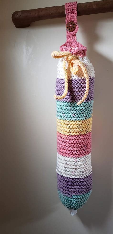 Crochet Plastic Bag Holder Pattern – Crochet For Beginners