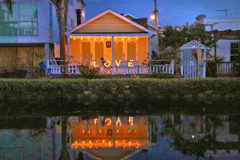 Take a Romantic Stroll Around the Venice Beach Canals