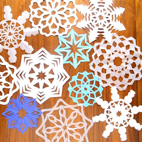 how to cut snowflakes {video tutorial + free templates} - It's Always Autumn