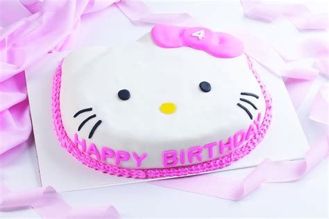 Hello Kitty Cake - Kosher.com