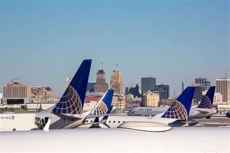 United Airlines awards Newrest major contract at Houston - Onboard Hospitality