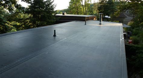 Rubber Roofing - Roofing Arlington, MA | RB Farina Roofing Co