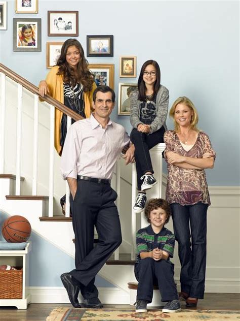 The Dunphy Family - Modern Family Photo (8304124) - Fanpop