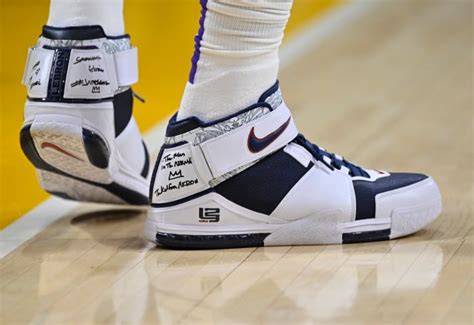 LeBron James Wears Nike LeBron 2 in Lakers' Game 6 Win - Sports Illustrated FanNation Kicks News ...