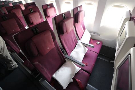 Qatar Boeing 777 300er Interior