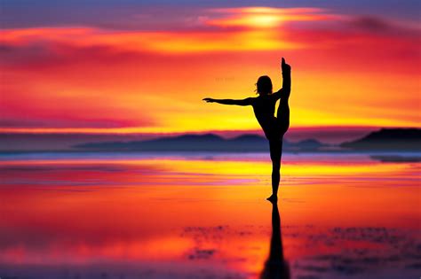 Yoga at sunset | Dance silhouette, Silhouette pictures, Yoga inspiration photos